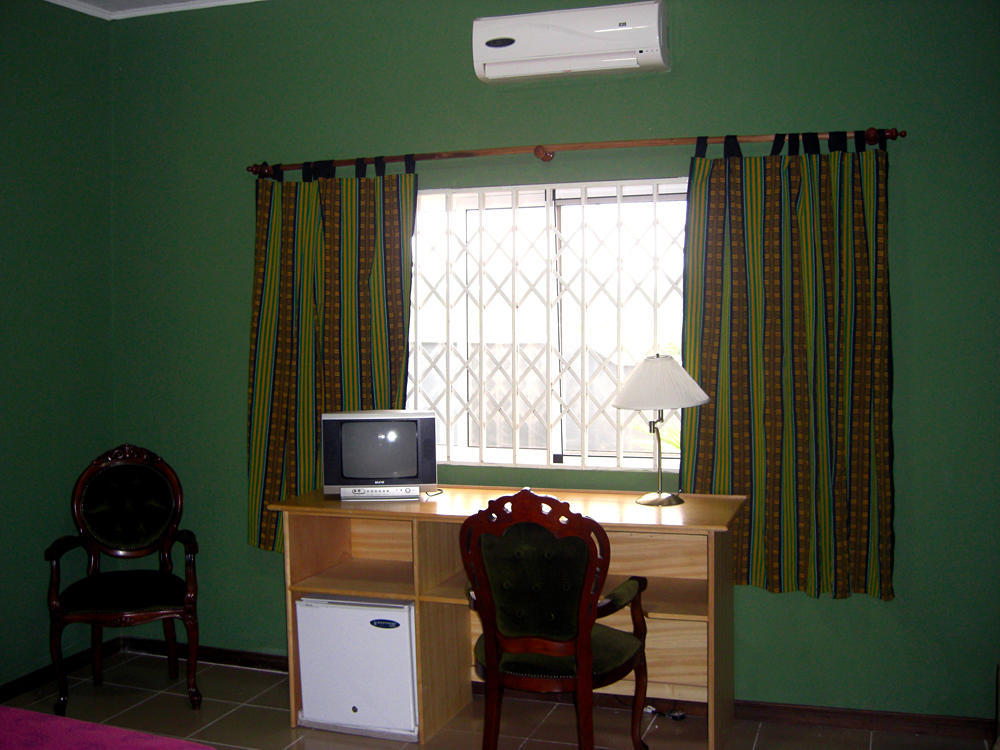Jamaica Inn Guest House Botianaw Cameră foto
